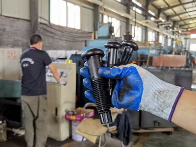 䓽Y(ji��)��(g��u)��Ť���͸ߏ�(qi��ng)����˨�B�Ӹ�