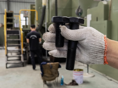 ��������˨